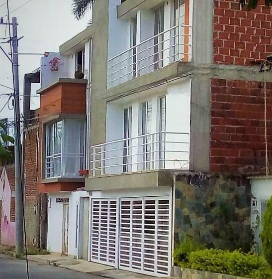 Pensão Buga Bello Apartamento 3 Habitaciones Y Parqueadero