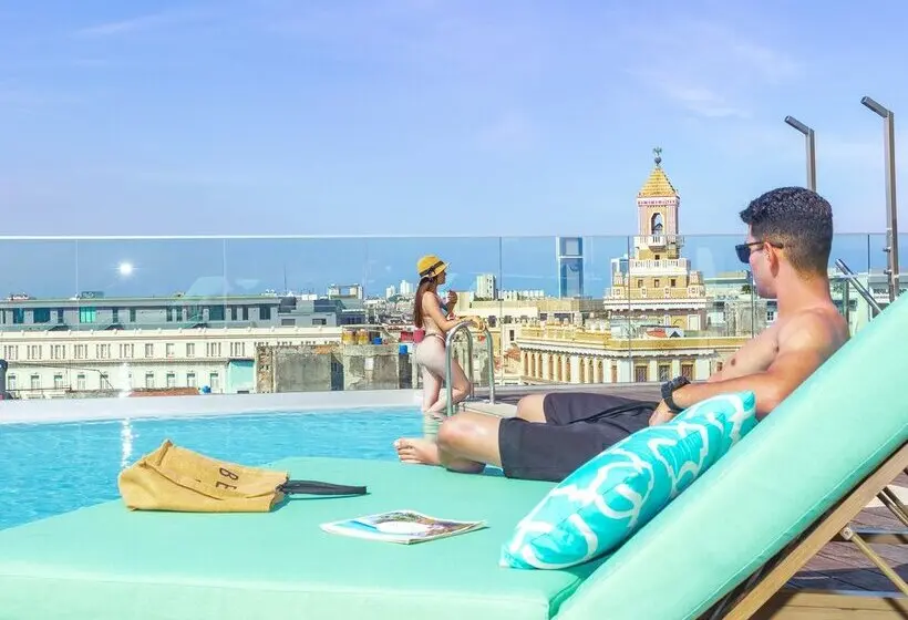 ホテル Domina Metrópolis