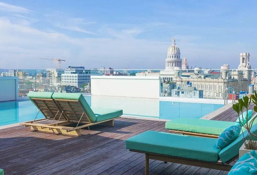 ホテル Domina Metrópolis