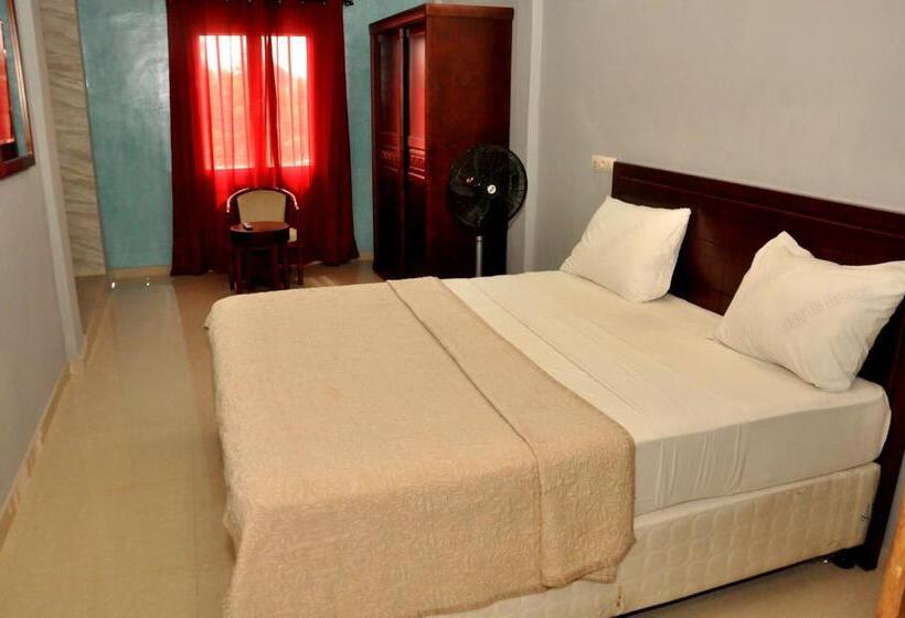 هتل Ambassadors Annexe