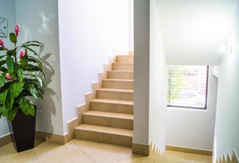 هتل Capital Olowe Suites