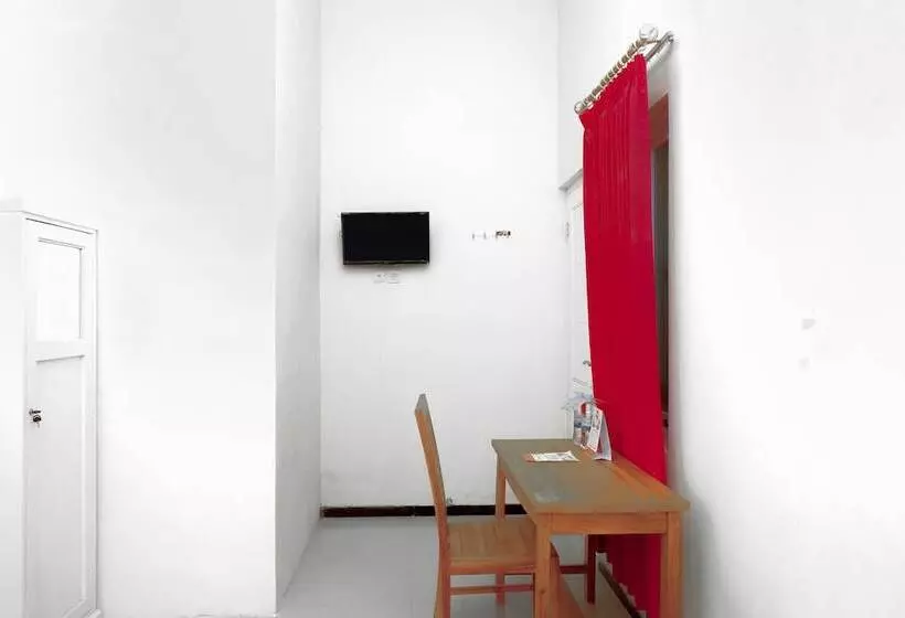 ホテル Oyo 314 Emas 23 Residence Syaria