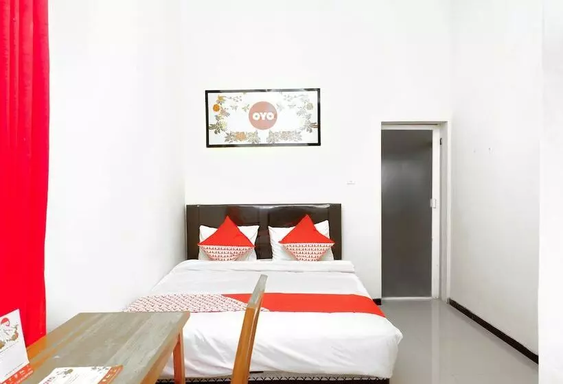 ホテル Oyo 314 Emas 23 Residence Syaria