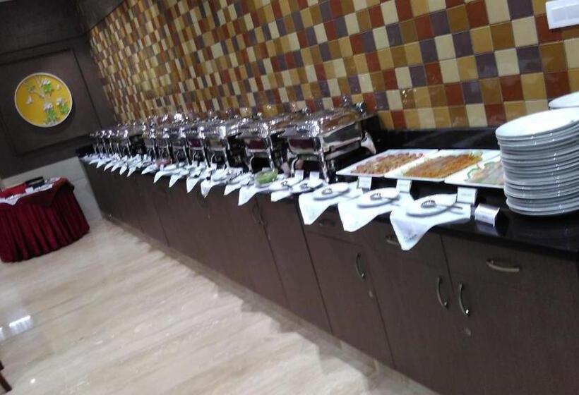 בית מלון כפרי Rathna Residency