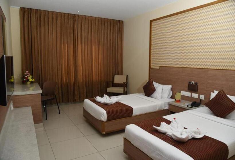 בית מלון כפרי Rathna Residency