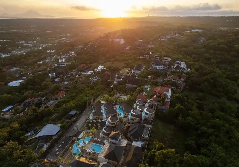 ホテル Seascape Luxury Resort & Spa Uluwatu By Ini Vie Hospitality