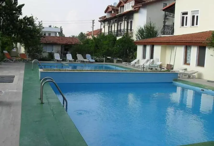 Villa Ozalp Apartments