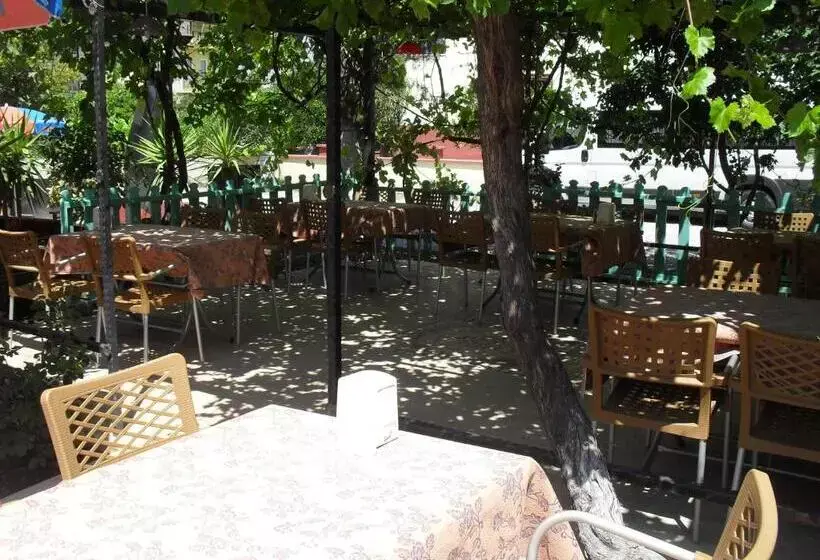 Villa Ozalp Apartments