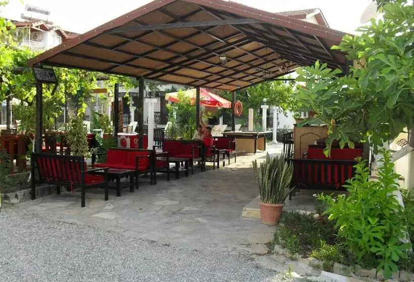 Villa Ozalp Apartments