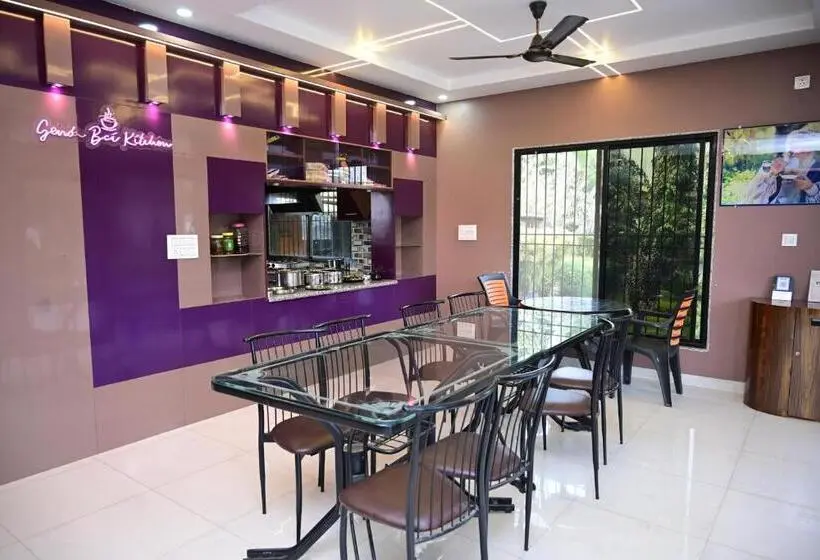 Osho Sumeru Backpackers Hostel Veg Wifi Budget Stay