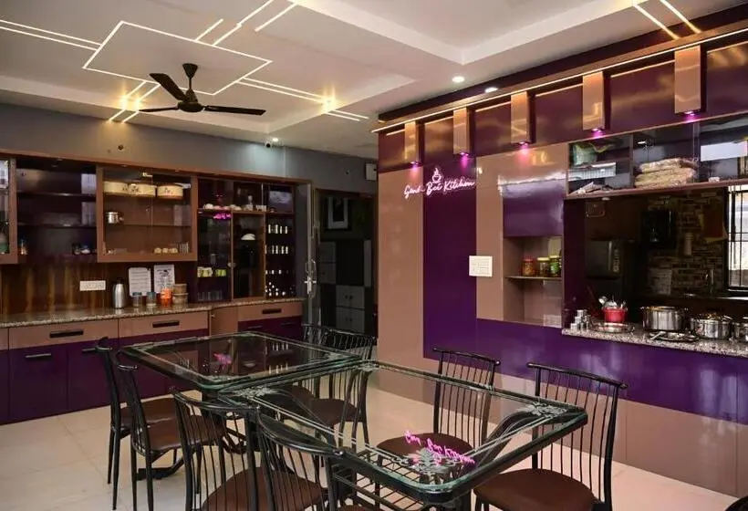 Osho Sumeru Backpackers Hostel Veg Wifi Budget Stay