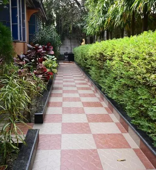 Osho Sumeru Backpackers Hostel Veg Wifi Budget Stay