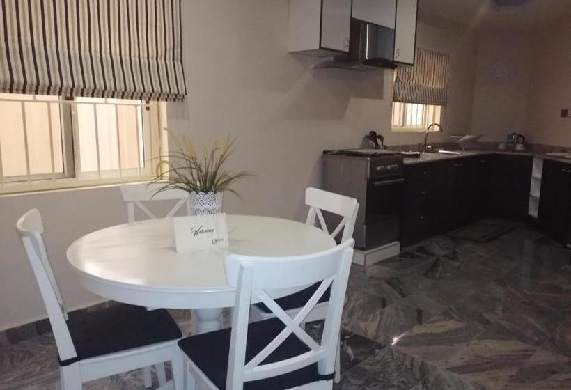 Brentford Apartments