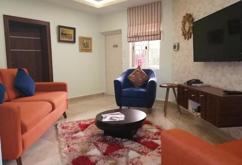 Brentford Apartments