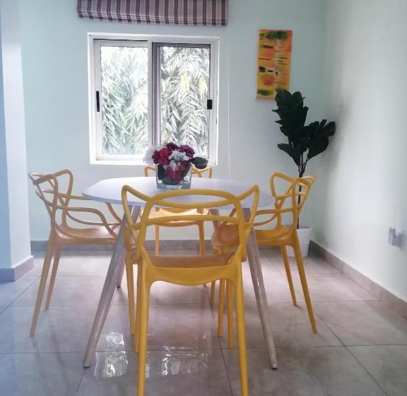 Brentford Apartments