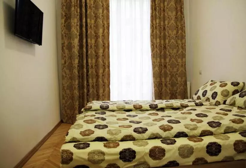 Etno Hostel