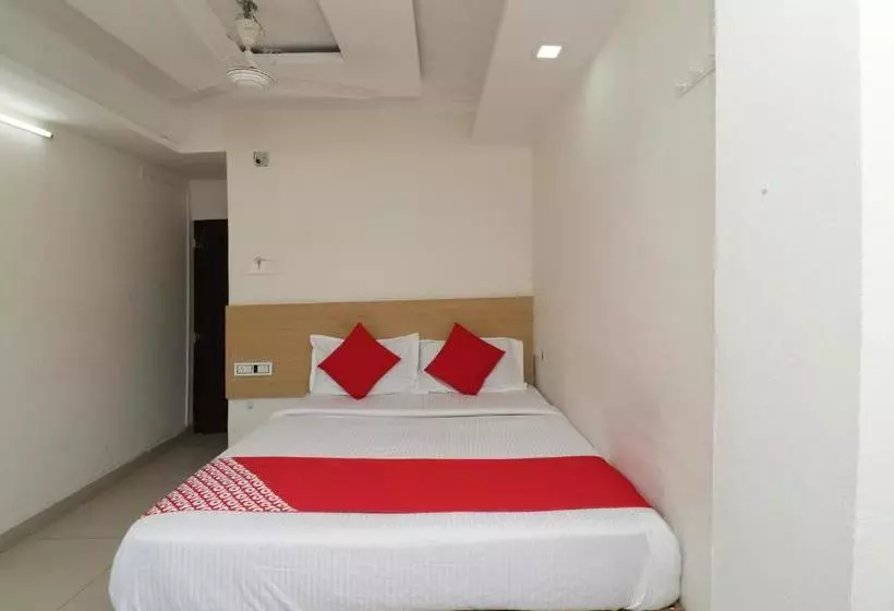 Oyo 25101 Hotel Shalimar