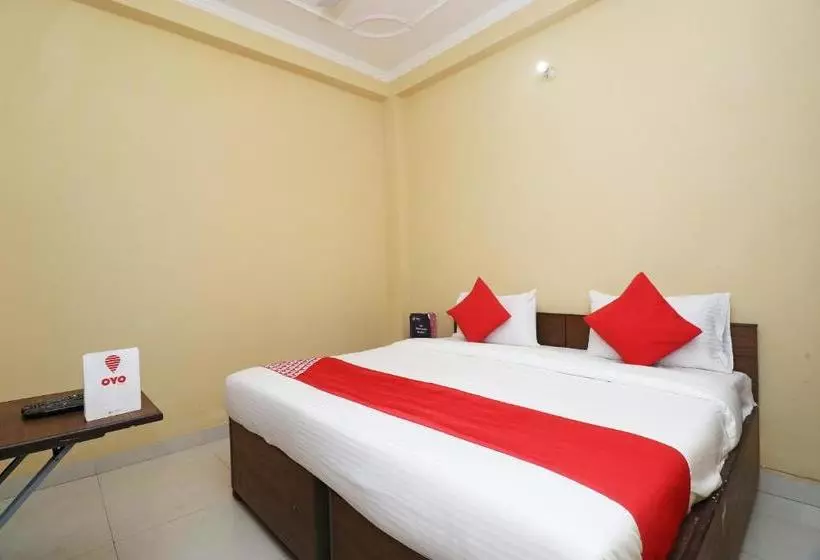 Oyo 25110 Hotel Hare Rama