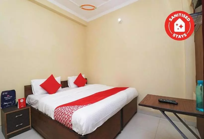Oyo 25110 Hotel Hare Rama