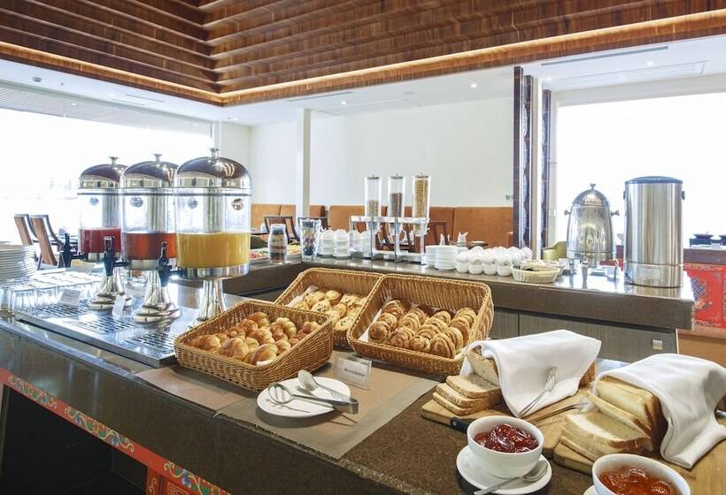 هتل Ramada By Wyndham Kathmandu Dhumbarahi