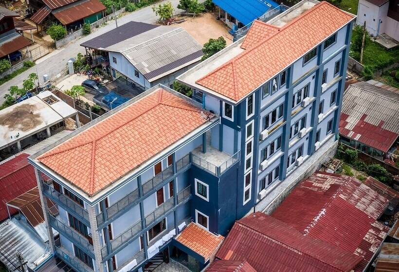 فندق Faraway Suites