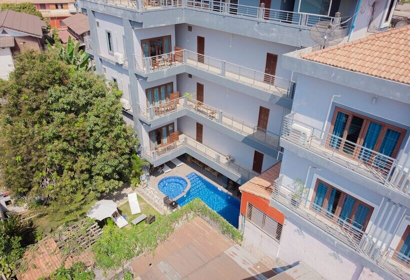 فندق Faraway Suites