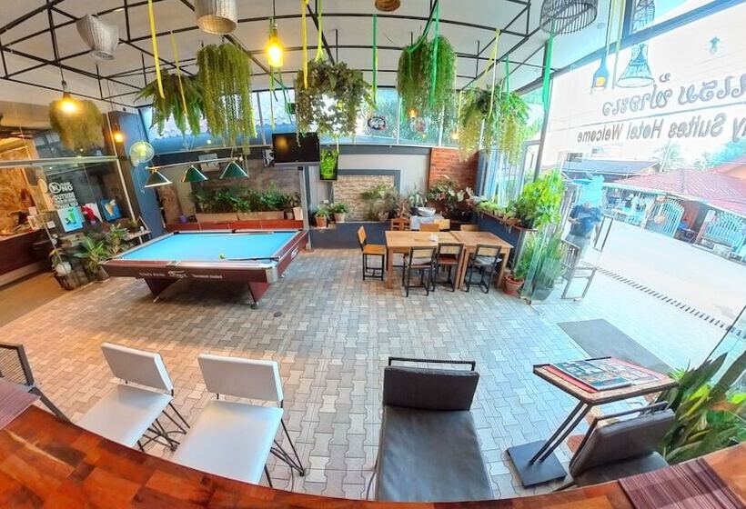 فندق Faraway Suites