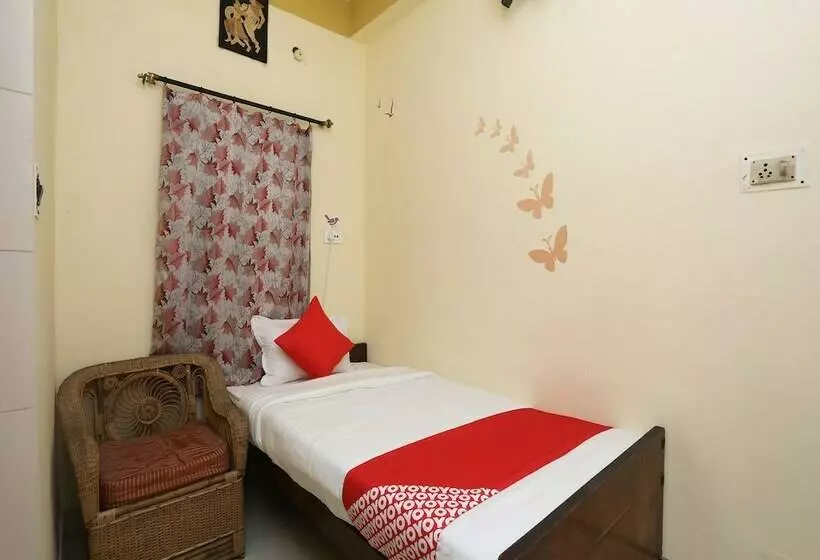 Oyo 24081 Hotel Lata Palace & Resort