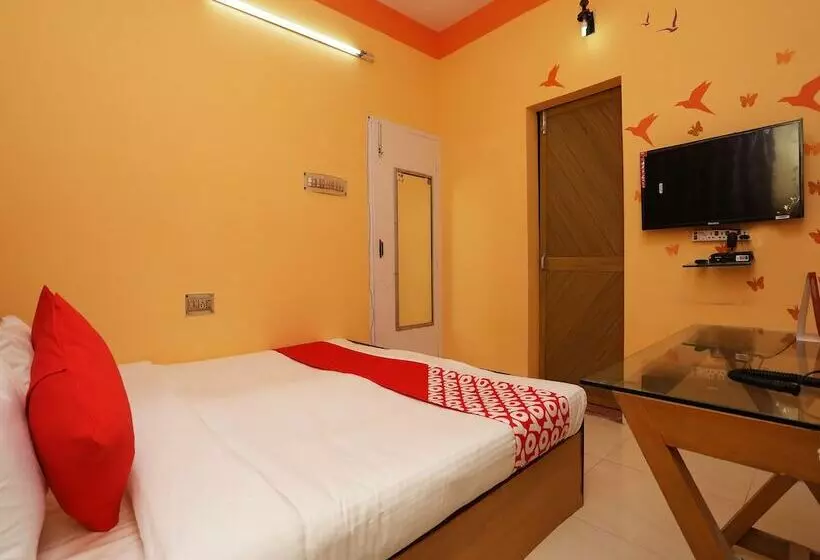 Oyo 24081 Hotel Lata Palace & Resort