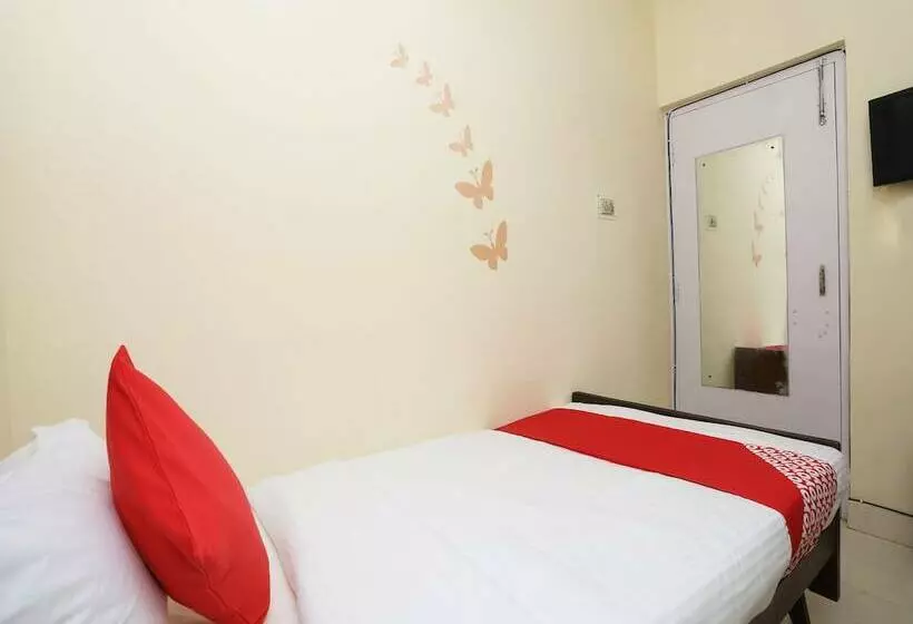 Oyo 24081 Hotel Lata Palace & Resort