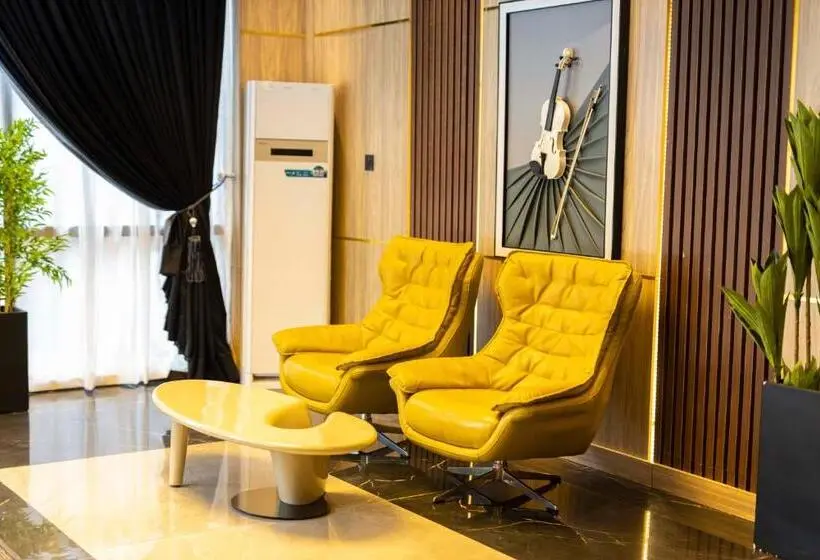Bourdillon Hotel And Apartments