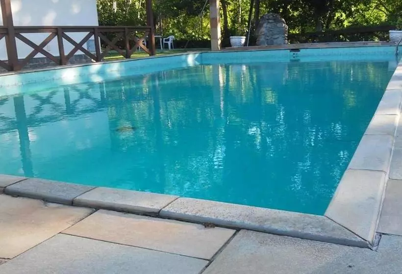 Hotelli Cheiro De Mata Pousada E Restaurante Ltda