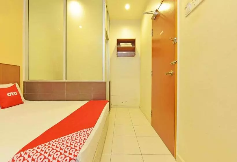 Oyo 582 Hotel Walk Inn