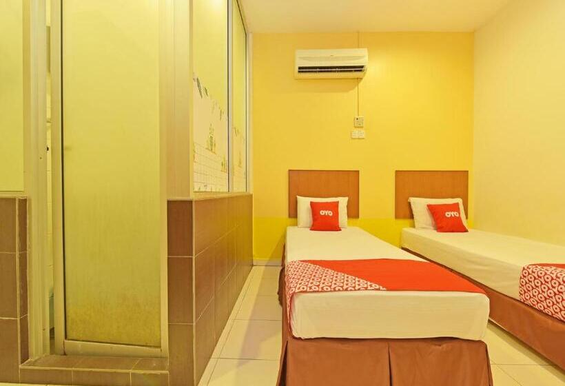 Oyo 582 Hotel Walk Inn