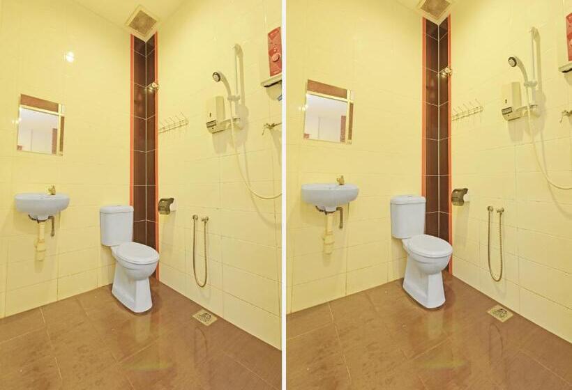 Oyo 582 Hotel Walk Inn