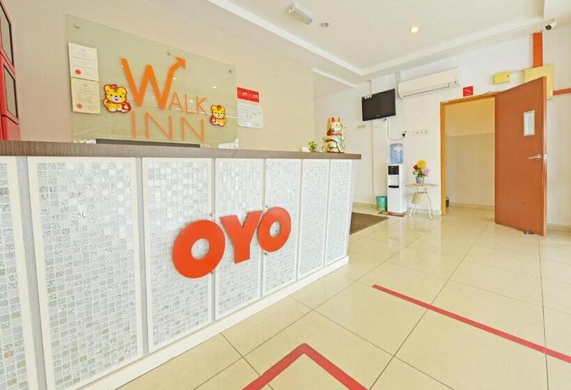 Oyo 582 Hotel Walk Inn