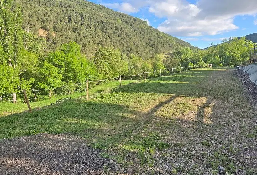 Hotelli Camping Pirineos Jacetania 3000