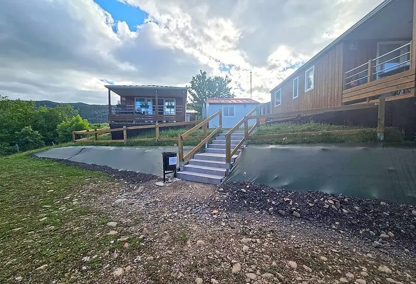 Hotelli Camping Pirineos Jacetania 3000