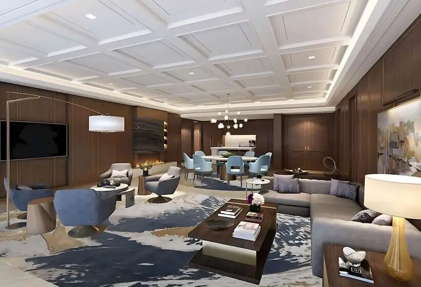 هتل Waldorf Astoria Minsk