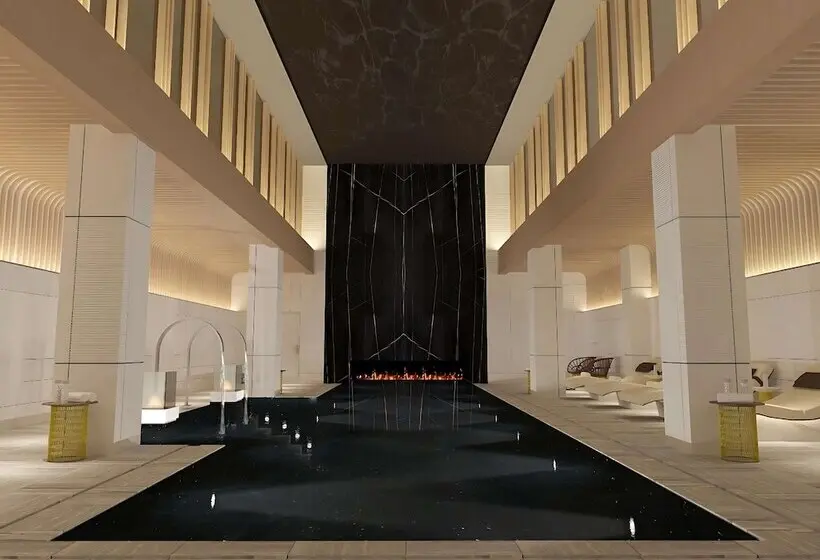 هتل Waldorf Astoria Minsk