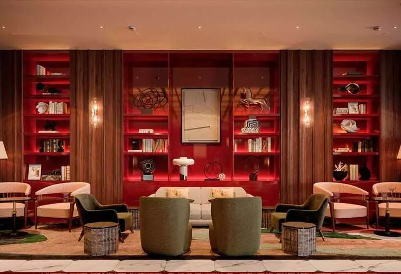 ホテル Waldorf Astoria Minsk