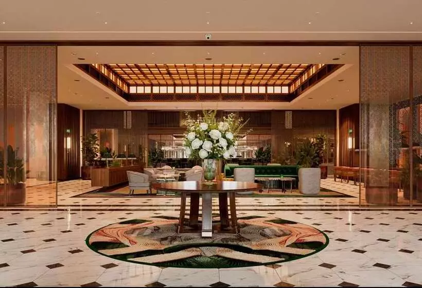 ホテル Waldorf Astoria Minsk