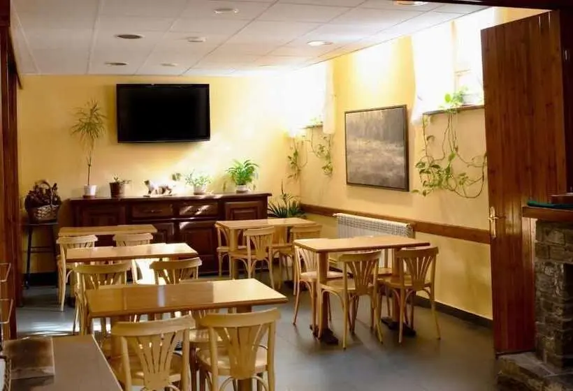 ペンション La Creu By Rda Hotels