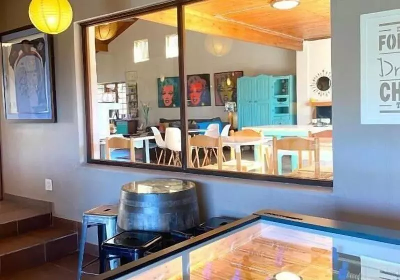 Dolphin Circle Bed And Breakfast