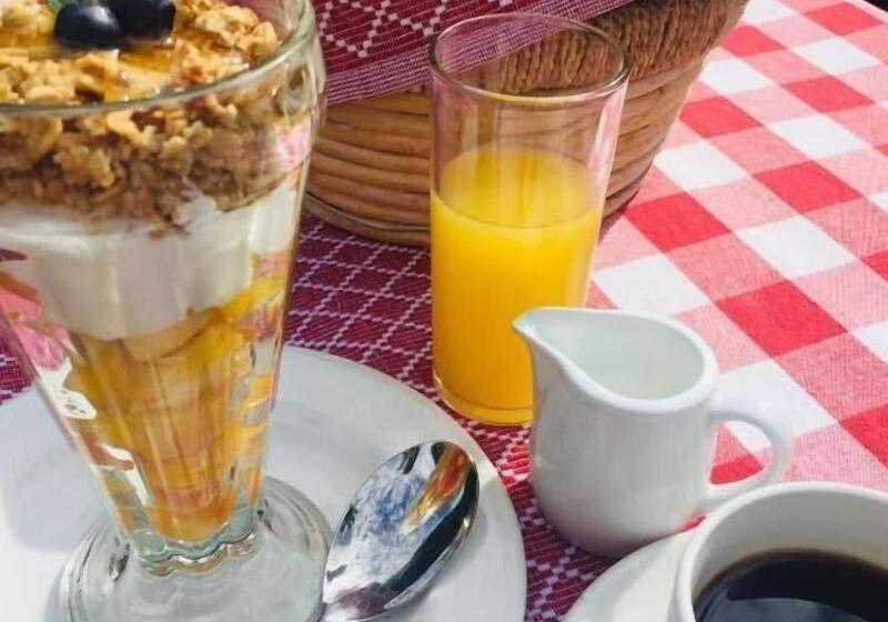 Dolphin Circle Bed And Breakfast