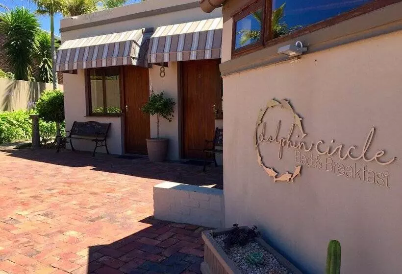 Dolphin Circle Bed And Breakfast
