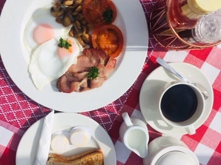 Dolphin Circle Bed And Breakfast