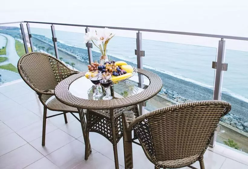 Aqua Batumi Hotel & Apartments