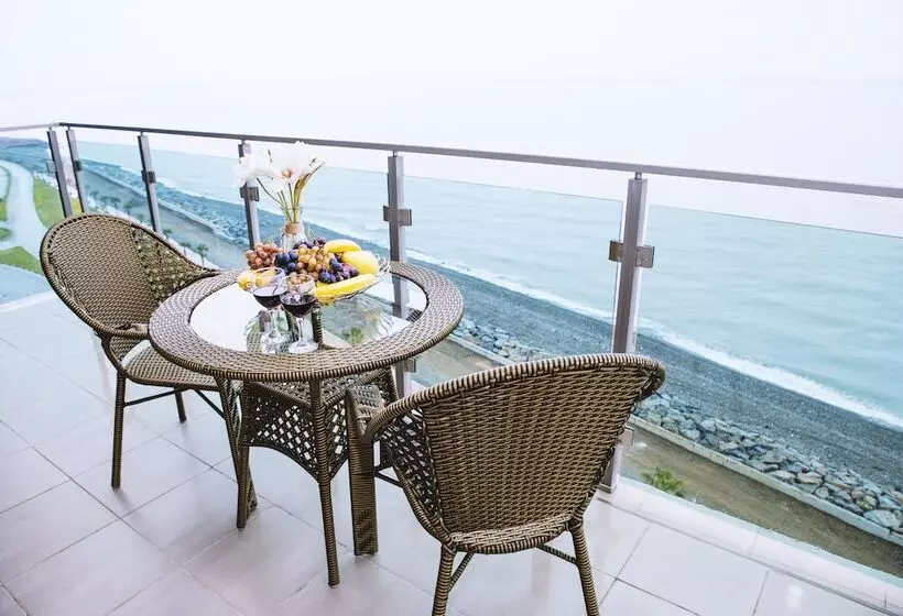 Aqua Batumi Hotel & Apartments
