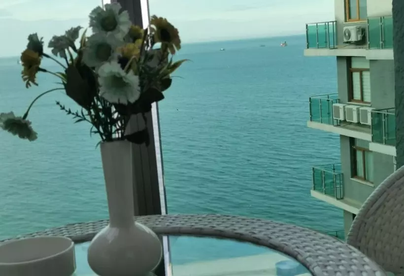 Aqua Batumi Hotel & Apartments